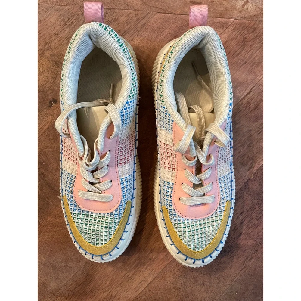 Multi-Color Woven Platform Sneakers Blanket Stitch Boutique Shoes 8.5